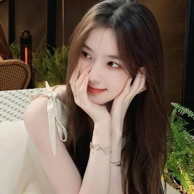 格莱普尼尔 海报